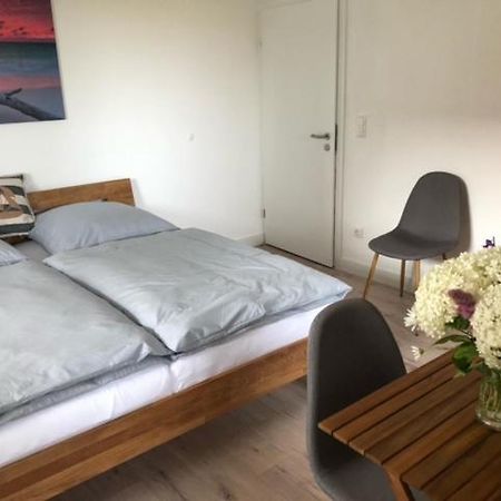 Die Graefin Auf Ruegen - Ferienappartements Parchtitz 外观 照片